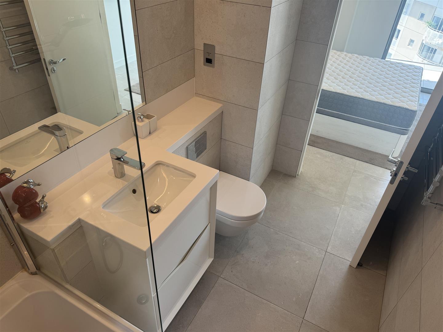  Image of Apartment - 1 Bathrooms for Rental in EuroCity-Gibraltar, Image 16